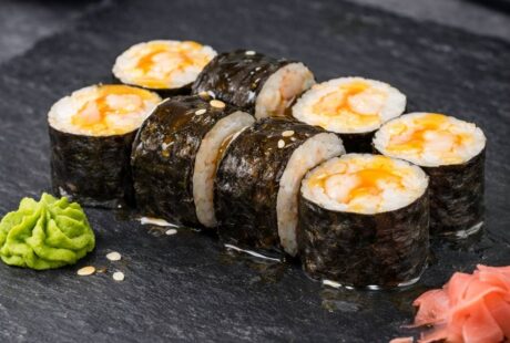 Макі з тигровою креветкою